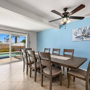 https://the-sunny-side-house.palm-springs-ca-hotels.com